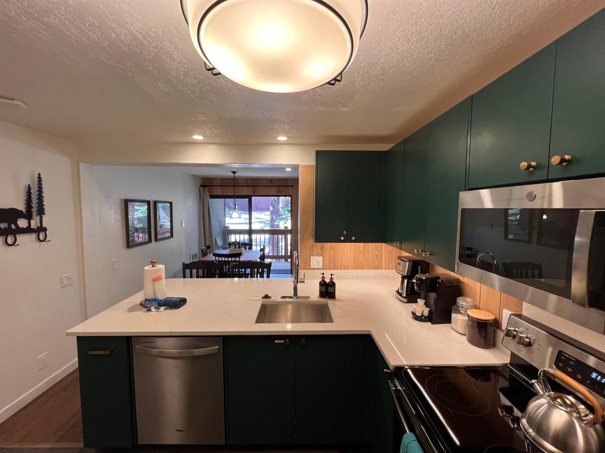 Tastefully Remodeled Condo At Mammoth Ski & Racquet Club, Hot Tub, Garage, 10 Min Walk To Ski Lifts Mammoth Lakes Zewnętrze zdjęcie